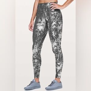 Lululemon Wunder Under Hi-Rise
Tight *Brindle Foil 28"